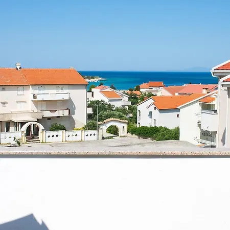 Apartments Summersong Novalja Exterior photo